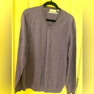Purple Calvin Klein sweater-L